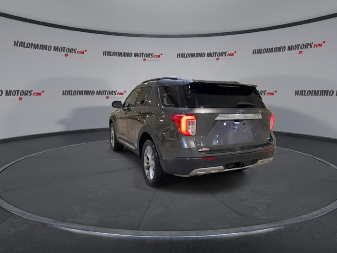 2020 Ford Explorer XLT 4WD Leather Seats | Heated Seats | Panoramic Roof Photo