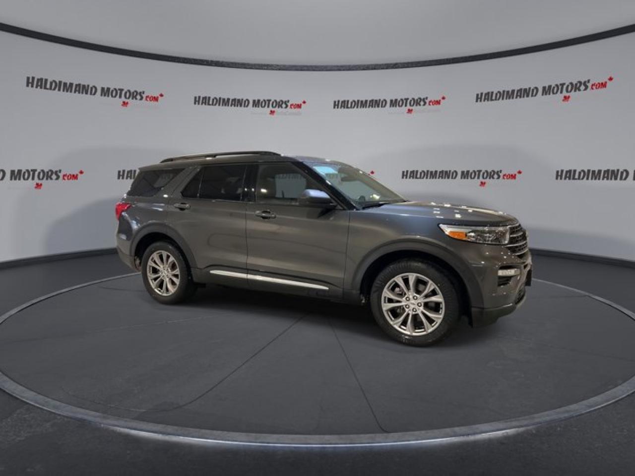 2020 Ford Explorer XLT 4WD Leather Seats | Heated Seats | Panoramic Roof Photo