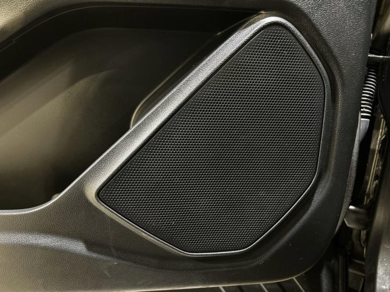 2020 Ford Explorer XLT 4WD Leather Seats | Heated Seats | Panoramic Roof Photo