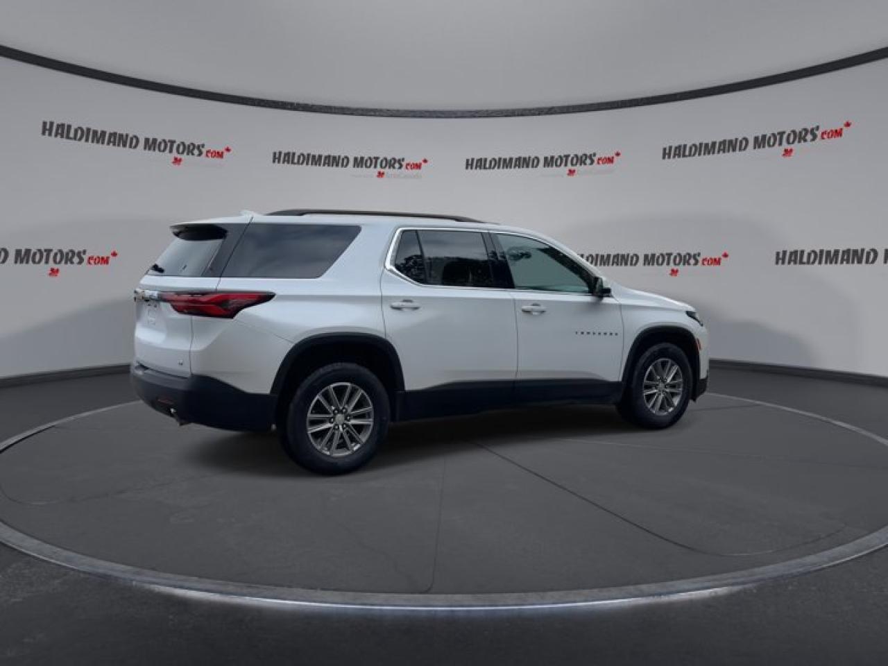 2022 Chevrolet Traverse LT AWD Photo