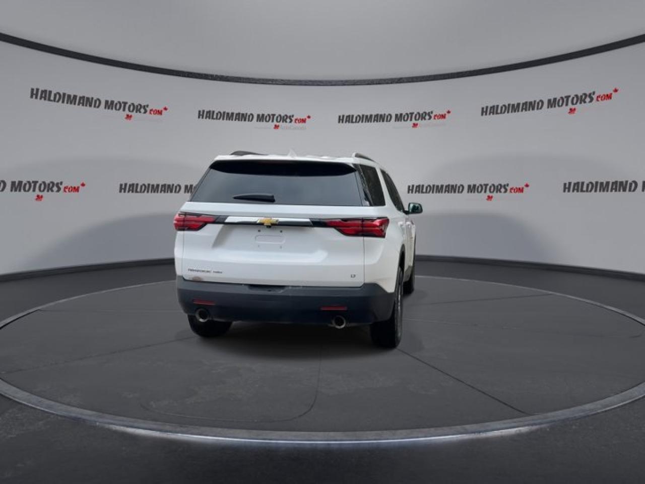 2022 Chevrolet Traverse LT AWD Photo