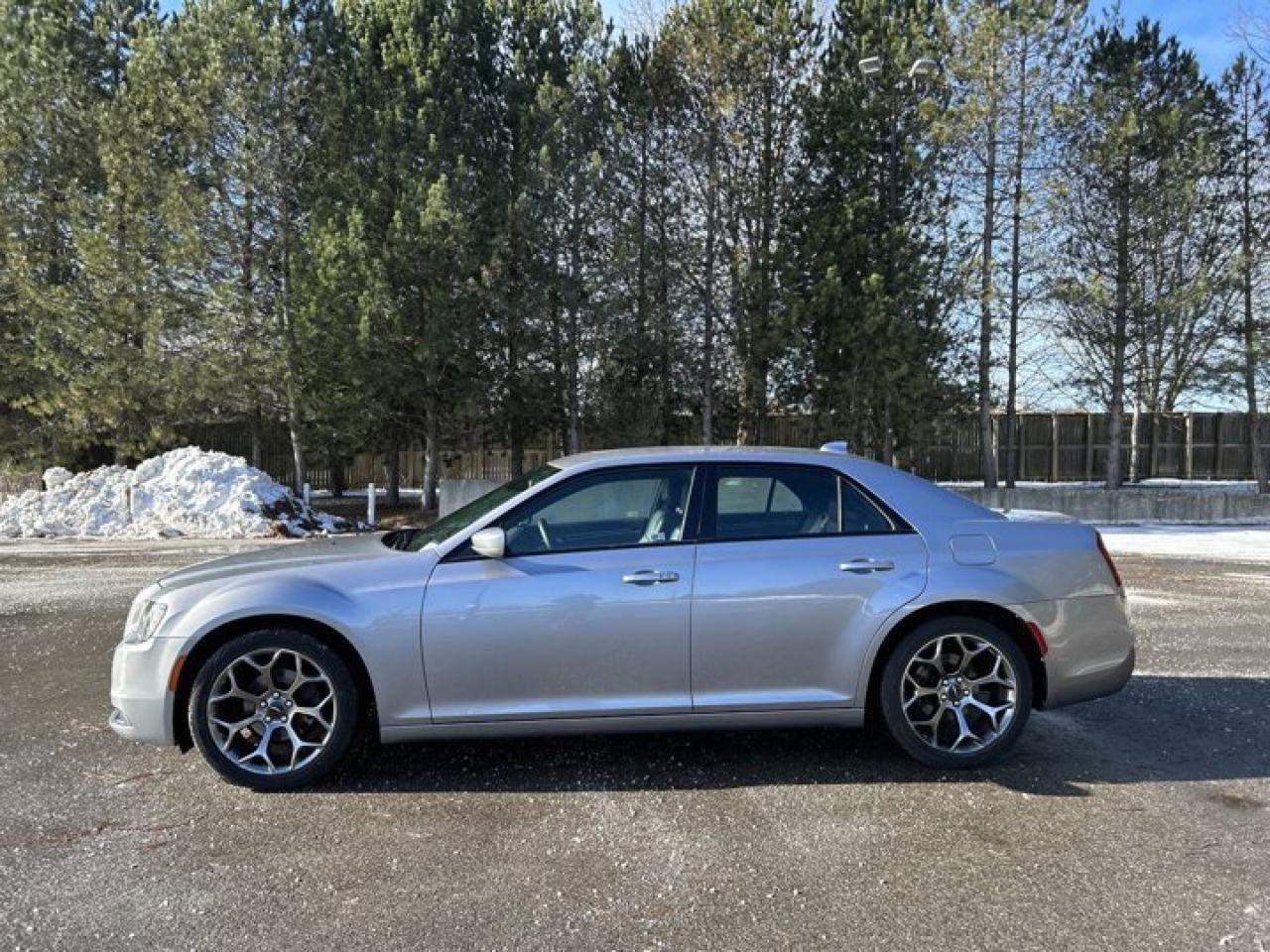 2018 Chrysler 300 S Photo