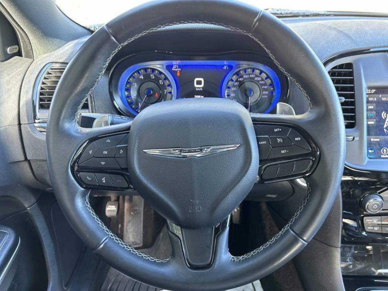 2018 Chrysler 300 S Photo