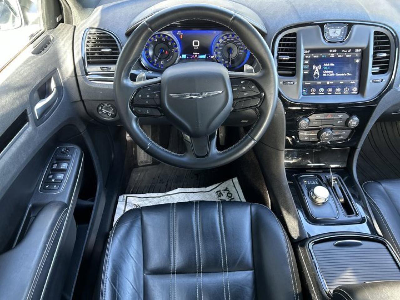 2018 Chrysler 300 S Photo