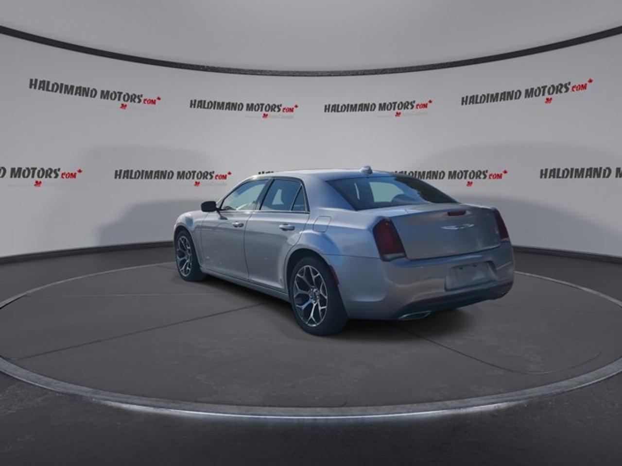 2018 Chrysler 300 300S | Leather Photo