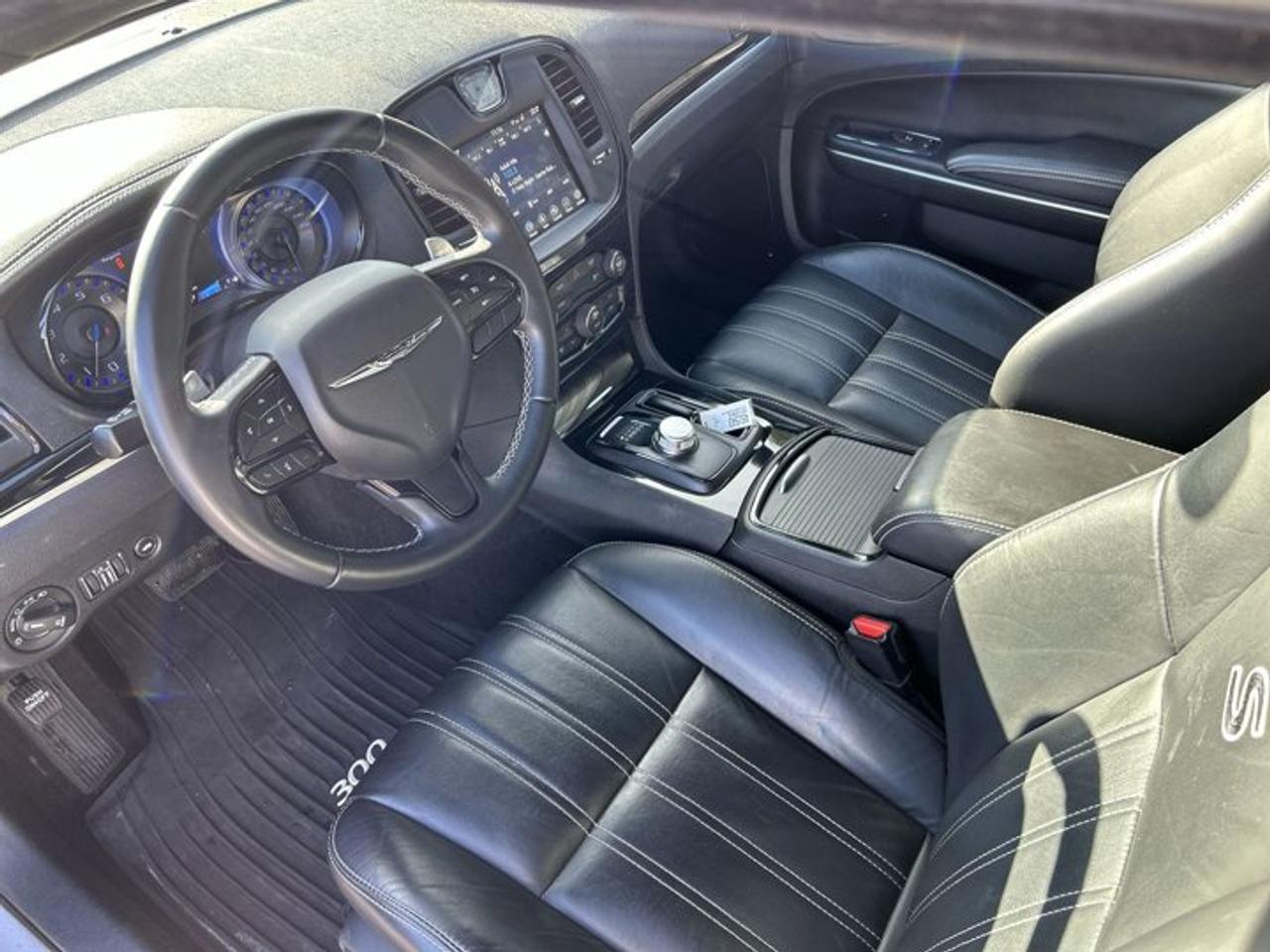 2018 Chrysler 300 300S | Leather Photo
