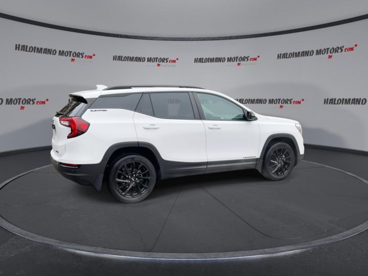 2023 GMC Terrain Elevation SLE AWD Photo