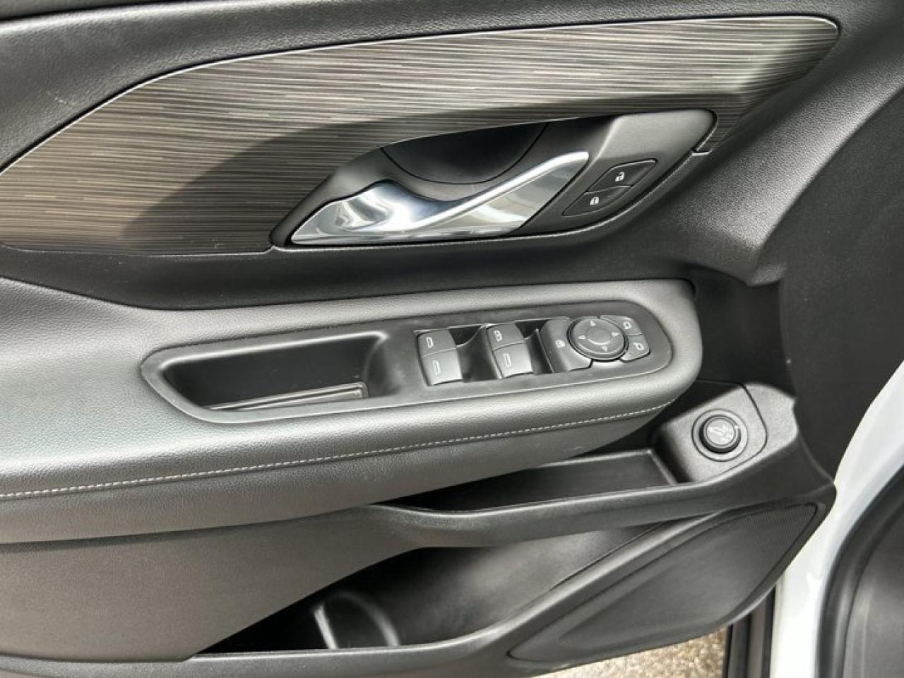 2023 GMC Terrain Elevation SLE AWD Photo