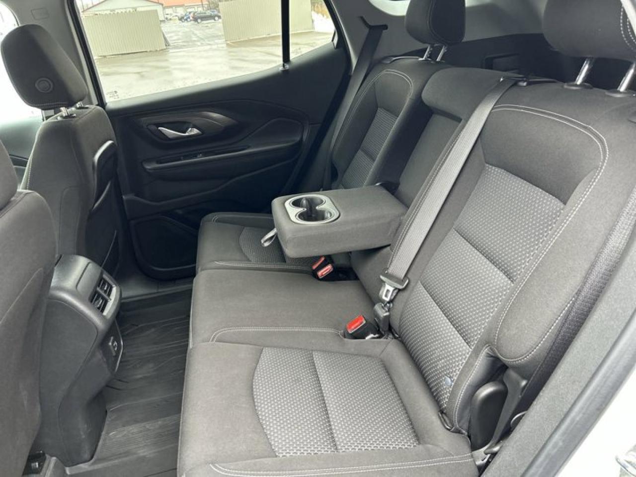 2023 GMC Terrain Elevation SLE AWD Photo