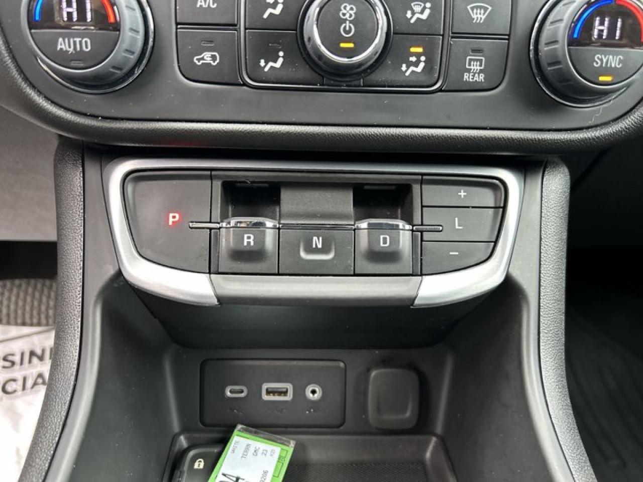 2023 GMC Terrain Elevation SLE AWD Photo