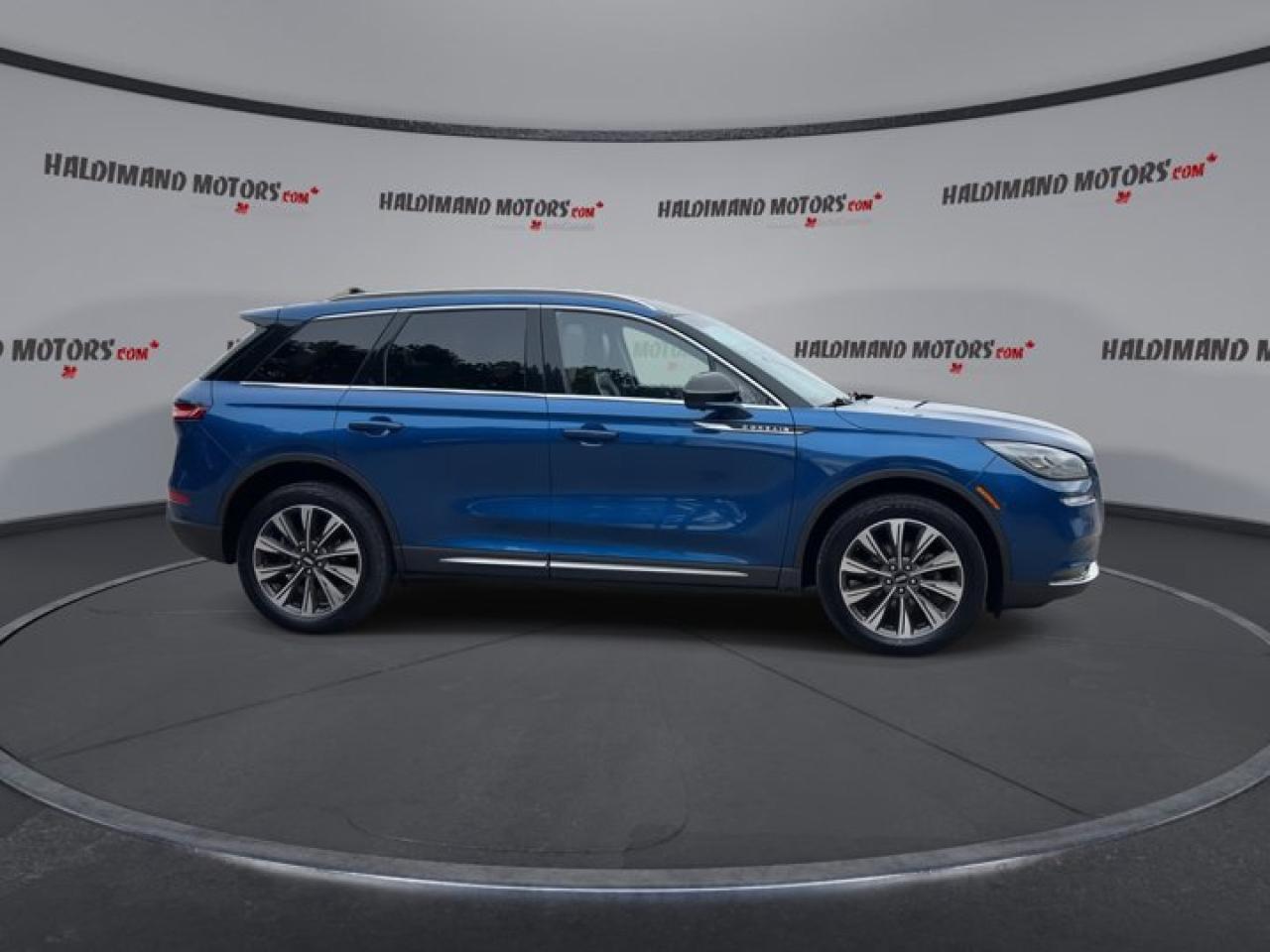 2021 Lincoln Corsair Reserve AWD | Panoramic Roof | 360 Camera | Remote Start |  AC Seats Photo