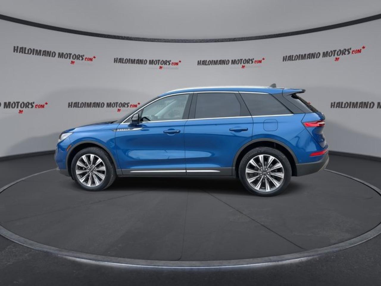 2021 Lincoln Corsair Reserve AWD | Panoramic Roof | 360 Camera | Remote Start |  AC Seats Photo