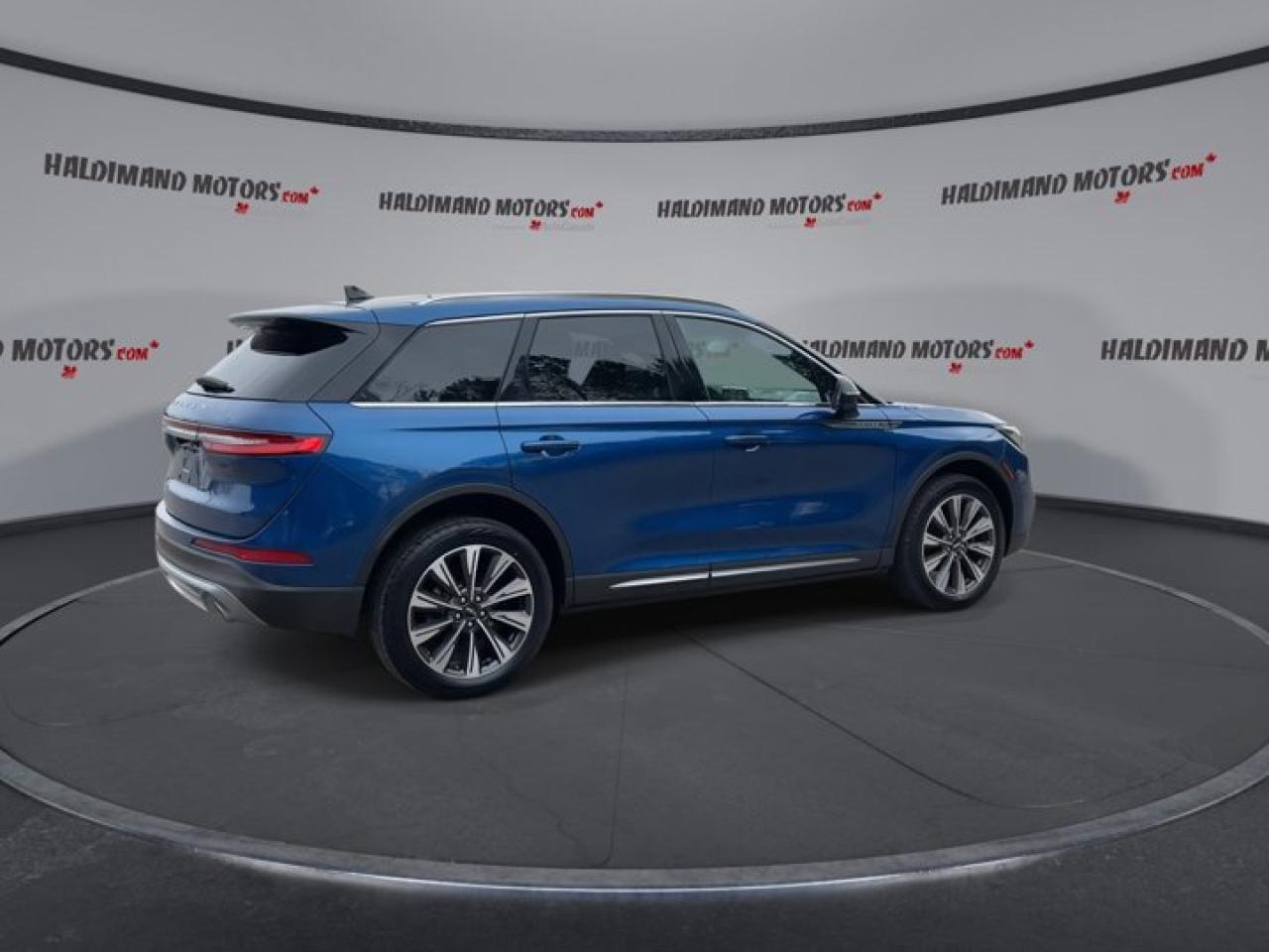 2021 Lincoln Corsair Reserve AWD | Panoramic Roof | 360 Camera | Remote Start |  AC Seats Photo