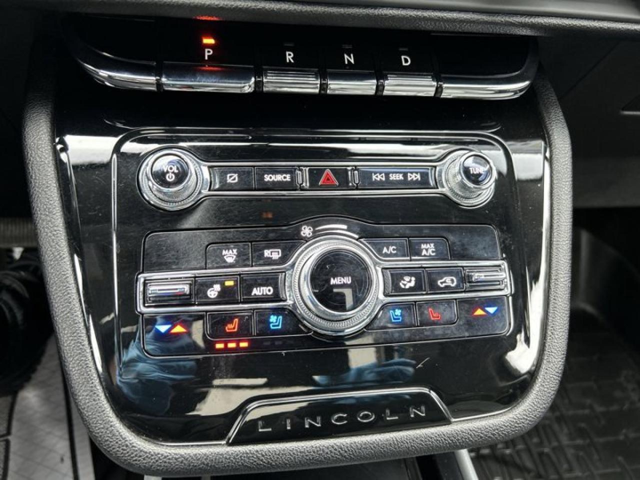 2021 Lincoln Corsair Reserve AWD | Panoramic Roof | 360 Camera | Remote Start |  AC Seats Photo