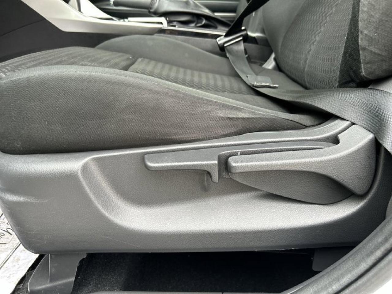 2020 Mitsubishi Eclipse Cross ES Photo