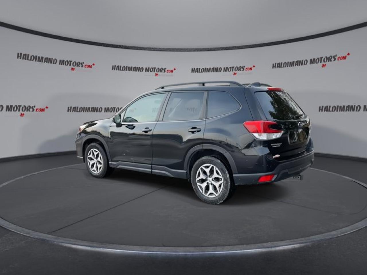 2019 Subaru Forester 2.5i AWD Photo