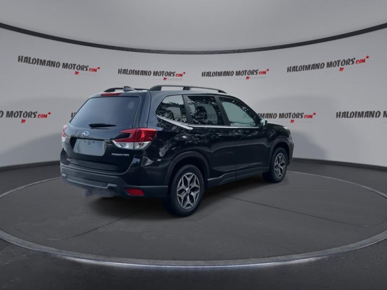 2019 Subaru Forester 2.5i AWD Photo