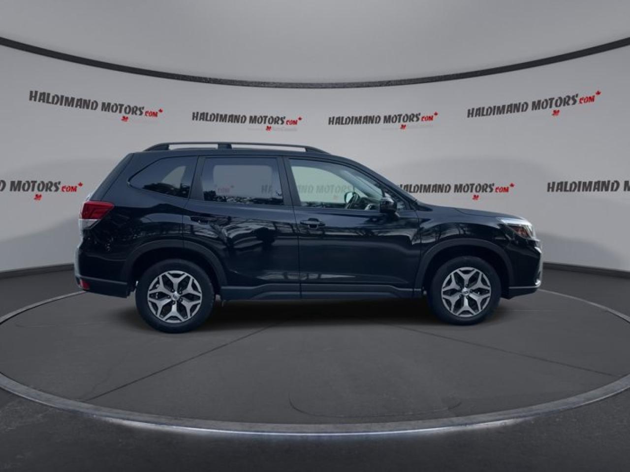 2019 Subaru Forester 2.5i AWD Photo