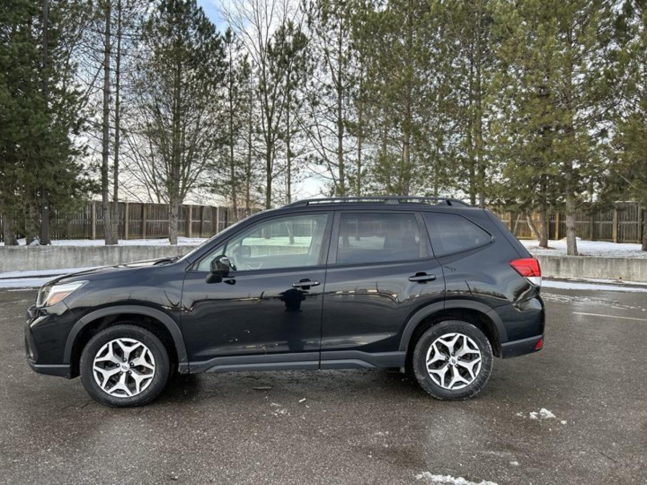 2019 Subaru Forester 2.5i AWD Photo