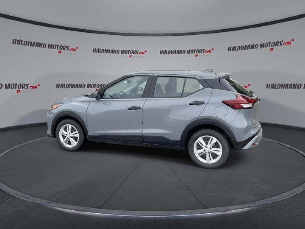 2024 Nissan Kicks S Photo