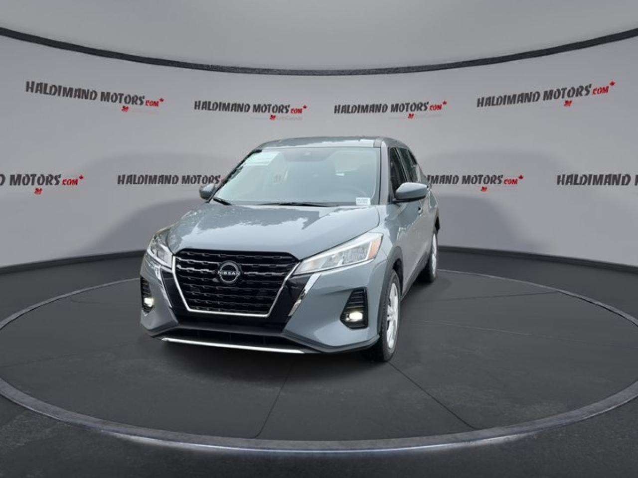 2024 Nissan Kicks S Photo2