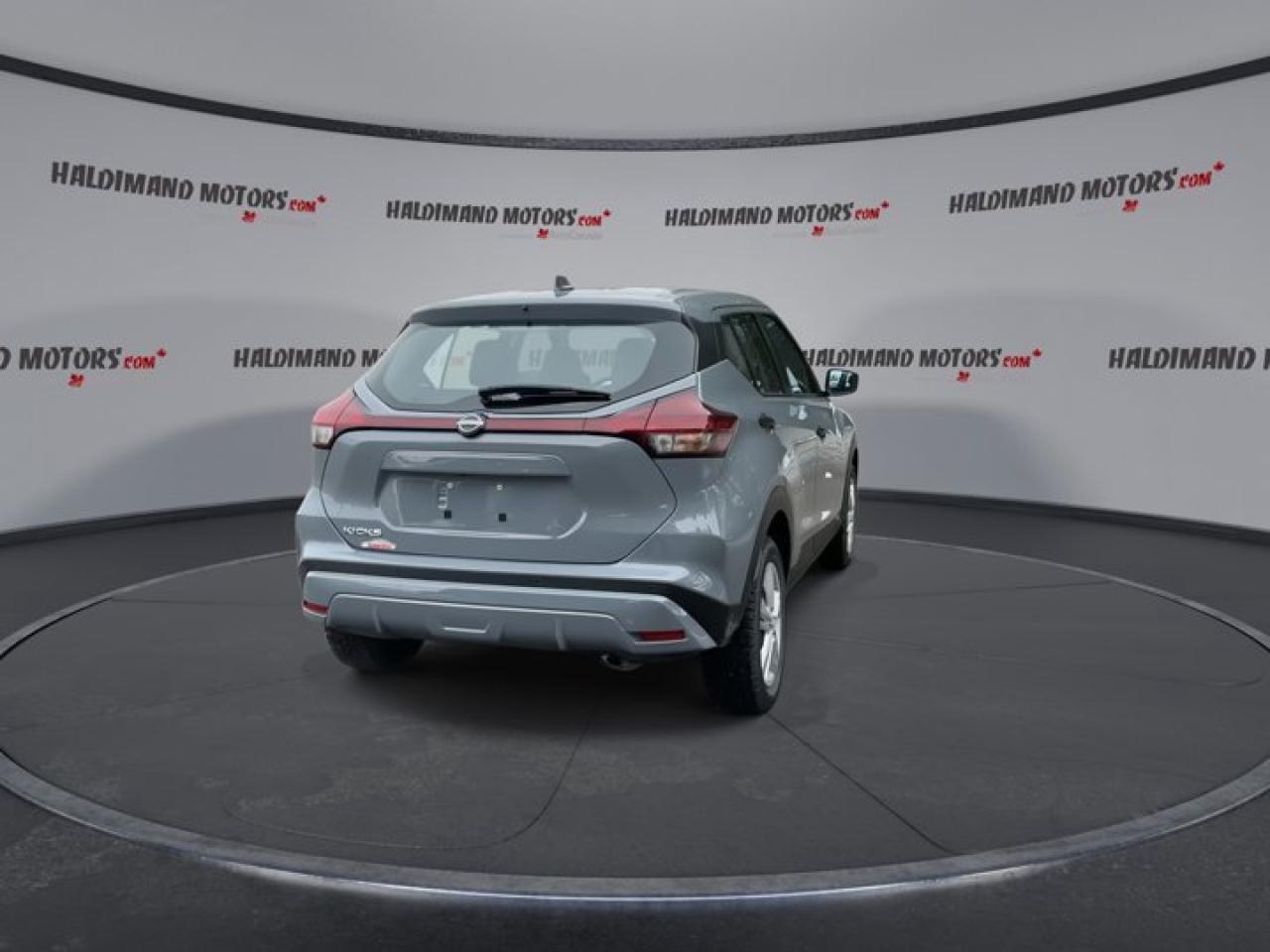 2024 Nissan Kicks S Photo