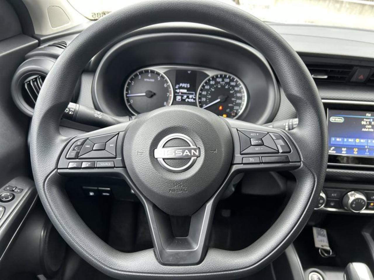 2024 Nissan Kicks S Photo