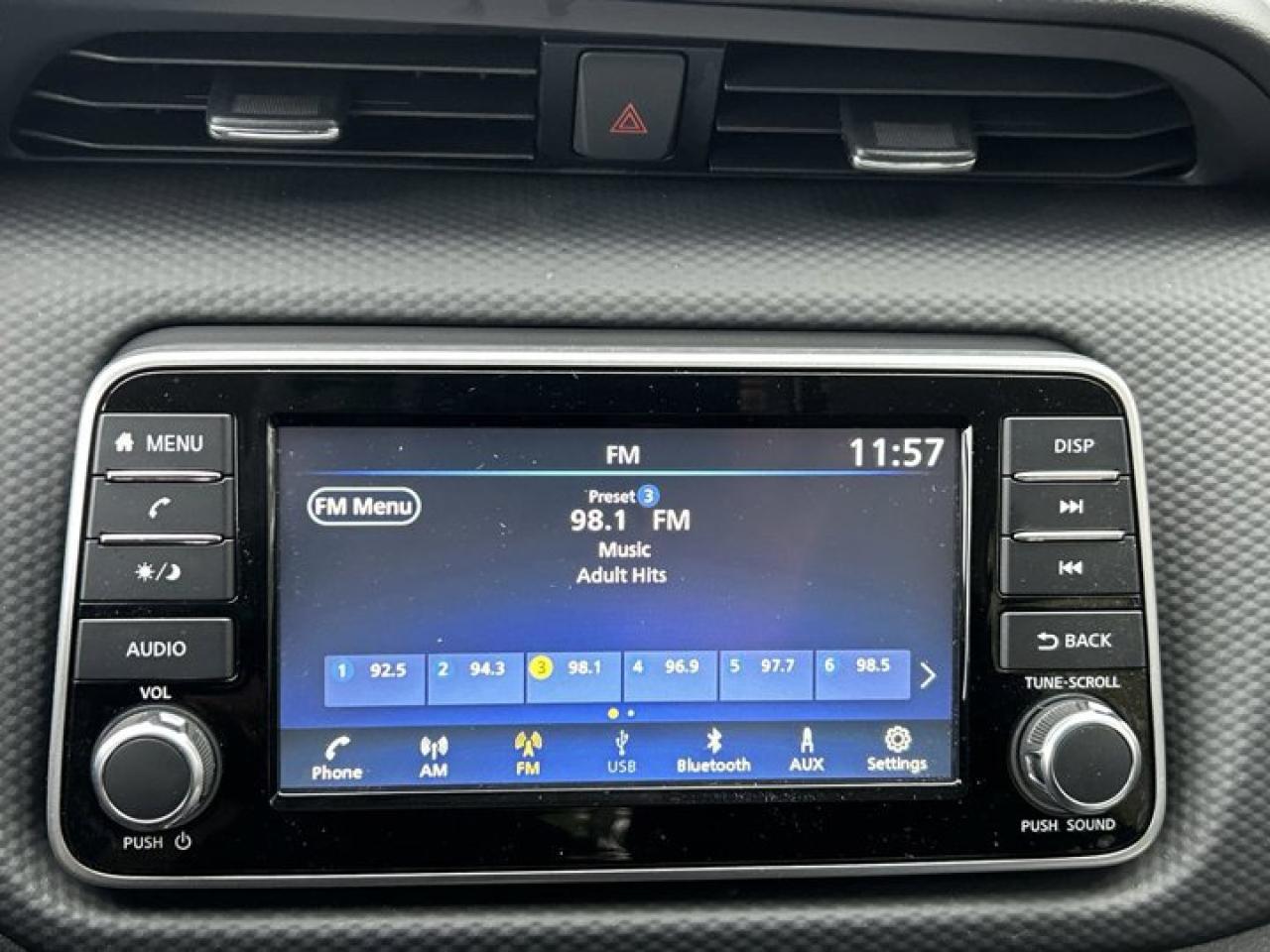 2024 Nissan Kicks S Photo