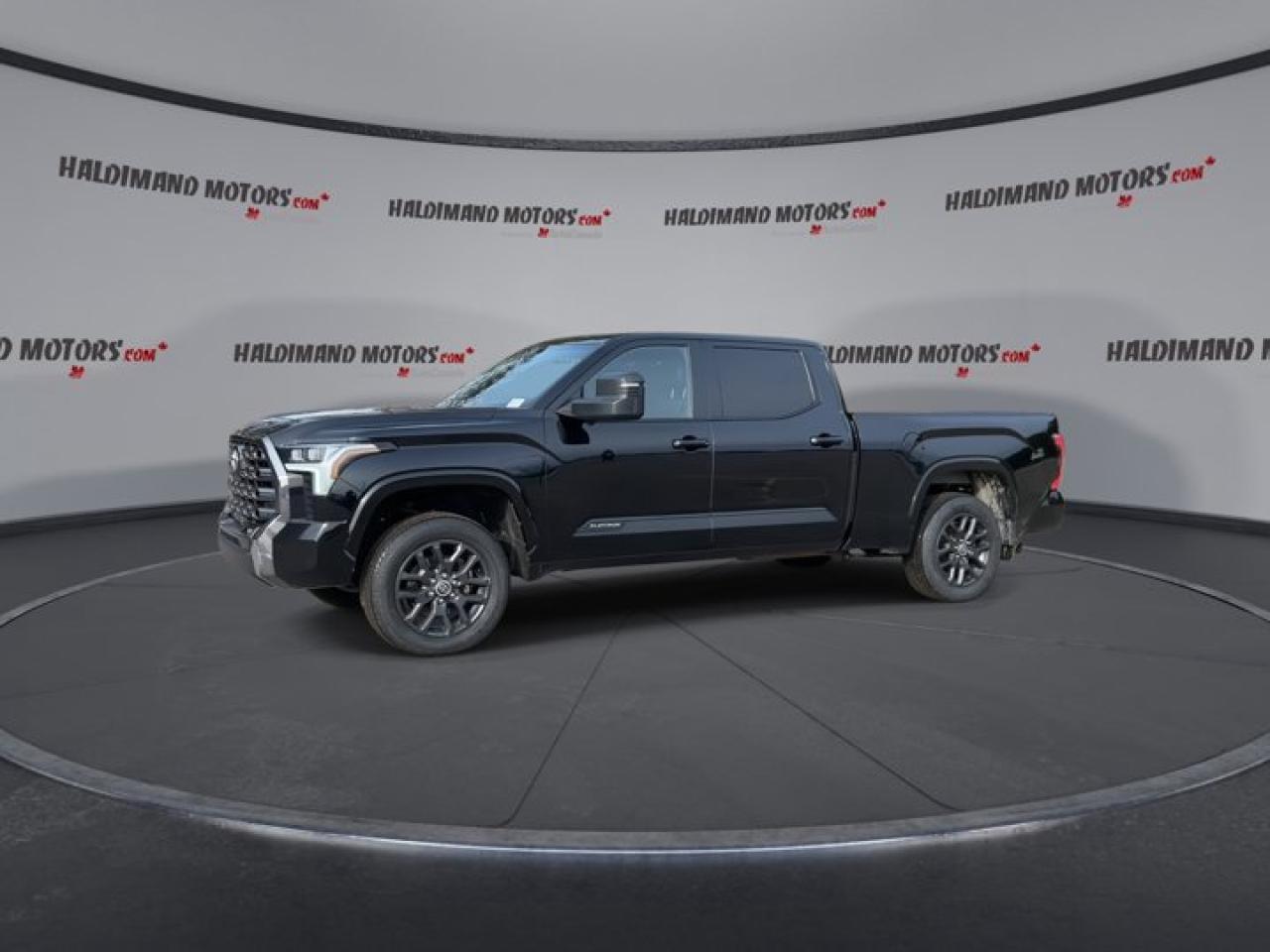 2022 Toyota Tundra Platinum Crewmax 4X4 | 360 Camera | Leather Seats | Panoramic Roof Photo4