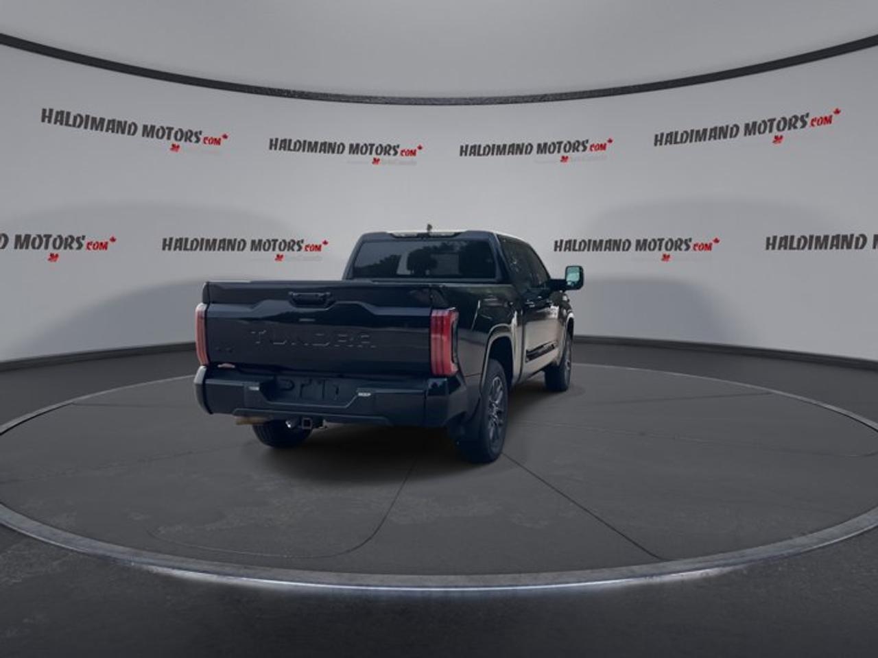 2022 Toyota Tundra Platinum 4X4 CrewMax 6.5ft Box Photo