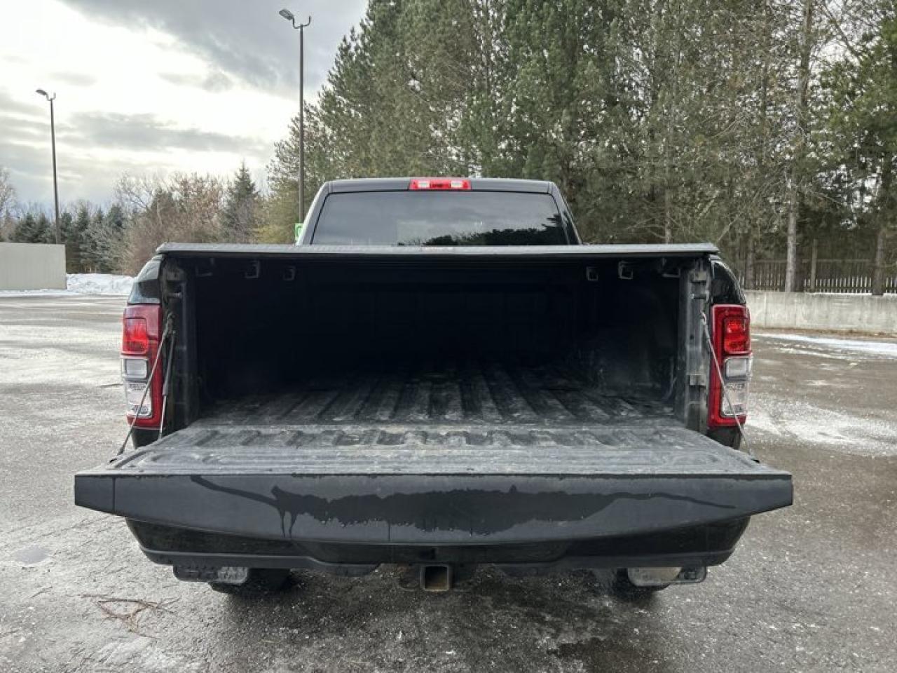 2023 RAM 2500 Big Horn Crew 4X4 Night Edition Photo