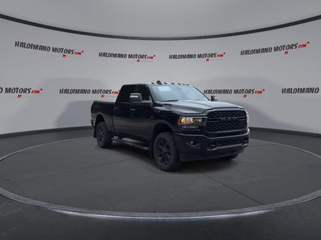 2023 RAM 2500 Big Horn Crew 4X4 Night Edition Photo