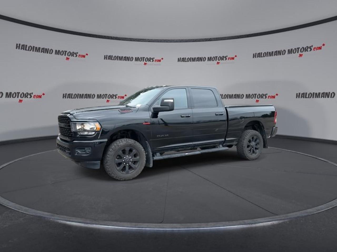 2023 RAM 2500 Big Horn Crew Cab 6'4 Box 4x4 | Heated Steering Wheel | Heated Seats Photo3