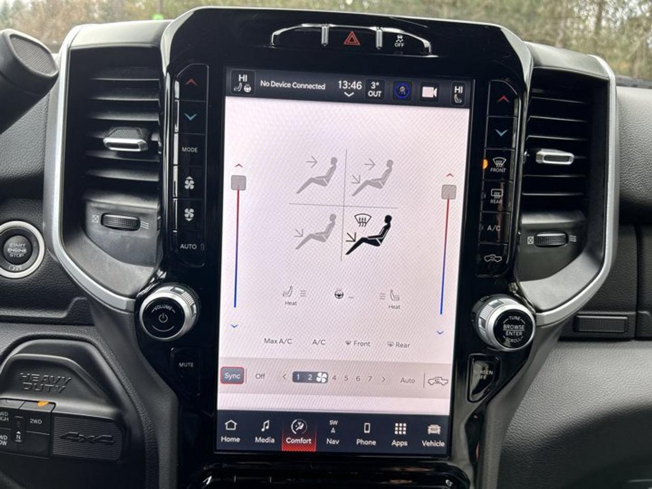 2023 RAM 2500 Big Horn Crew Cab 6'4 Box 4x4 | Heated Steering Wheel | Heated Seats Photo