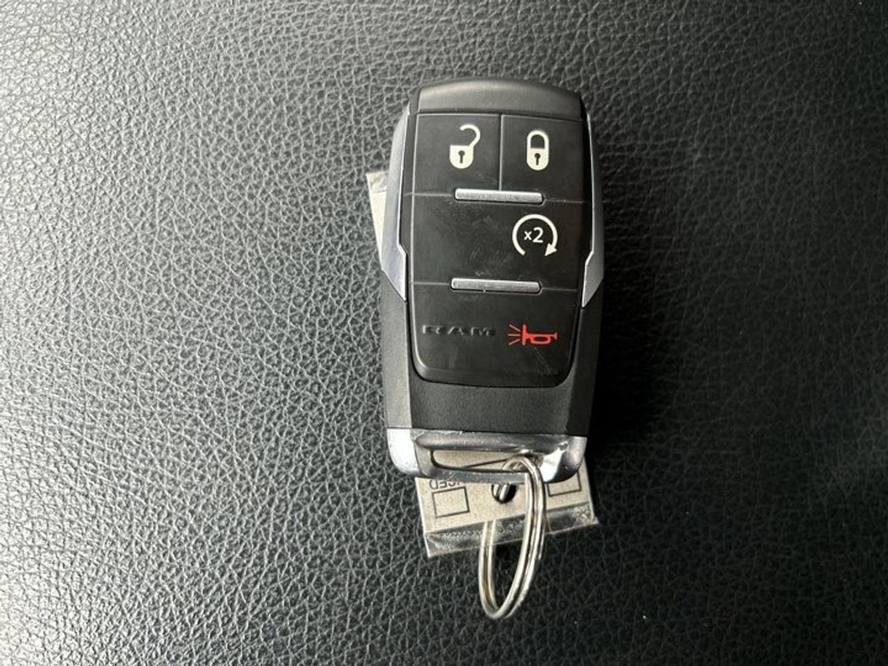 2023 RAM 2500 Big Horn Crew Cab 6'4 Box 4x4 | Heated Steering Wheel | Heated Seats Photo