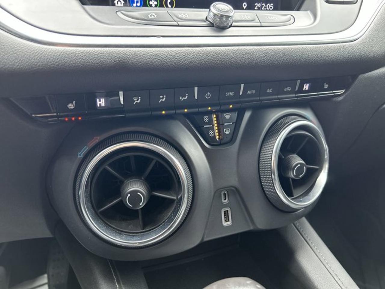 2019 Chevrolet Blazer 2LT AWD | No accidents Photo