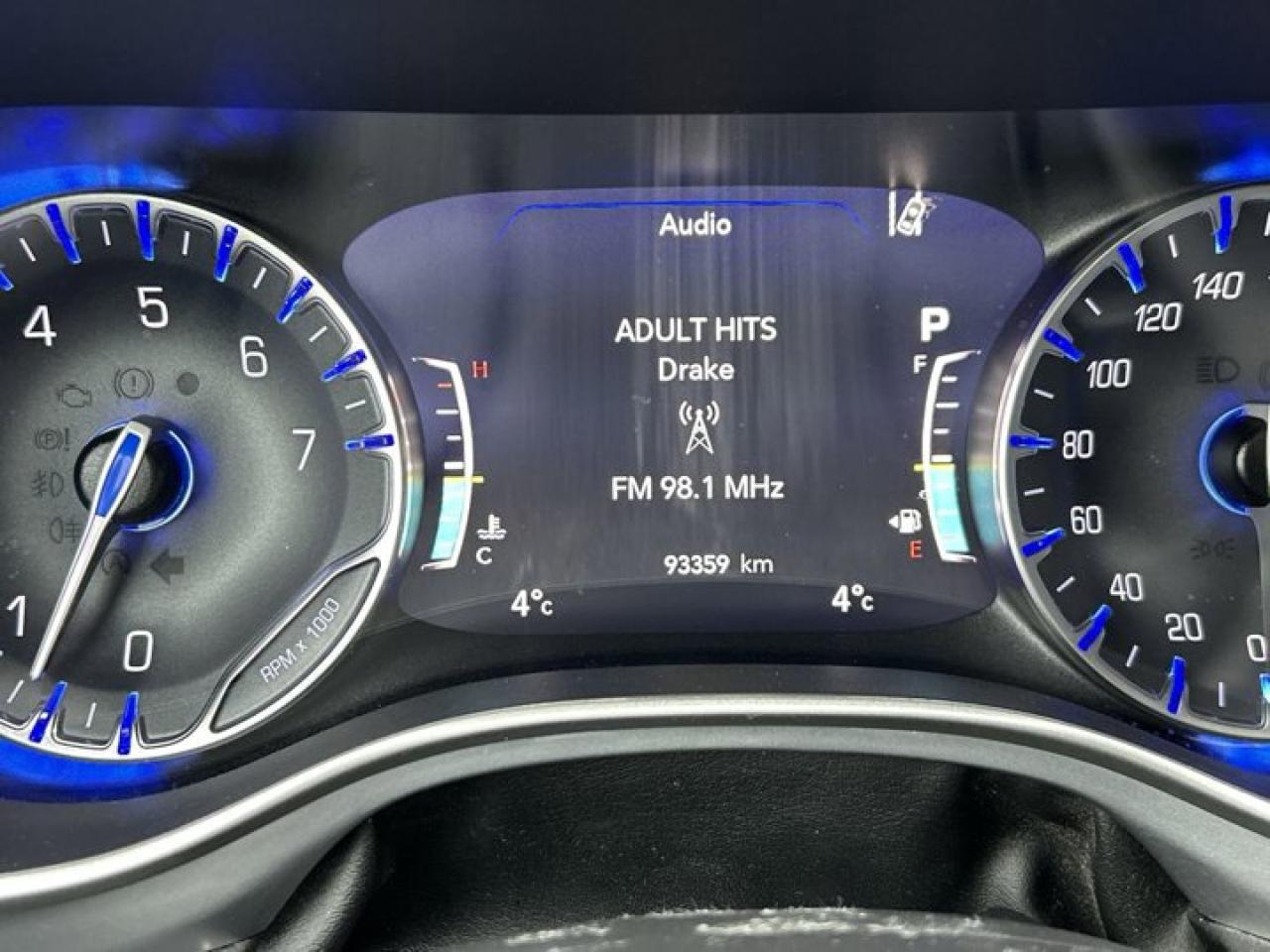 2022 Chrysler Pacifica Touring L | Panoramic Roof |  Leather Seats | Remote Start | Photo