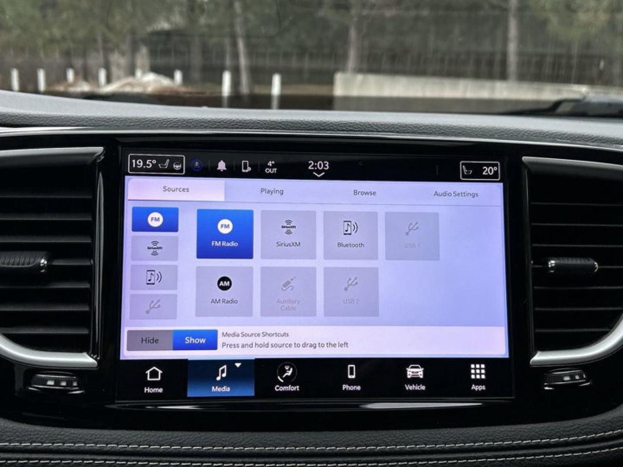 2022 Chrysler Pacifica Touring L | Panoramic Roof |  Leather Seats | Remote Start | Photo