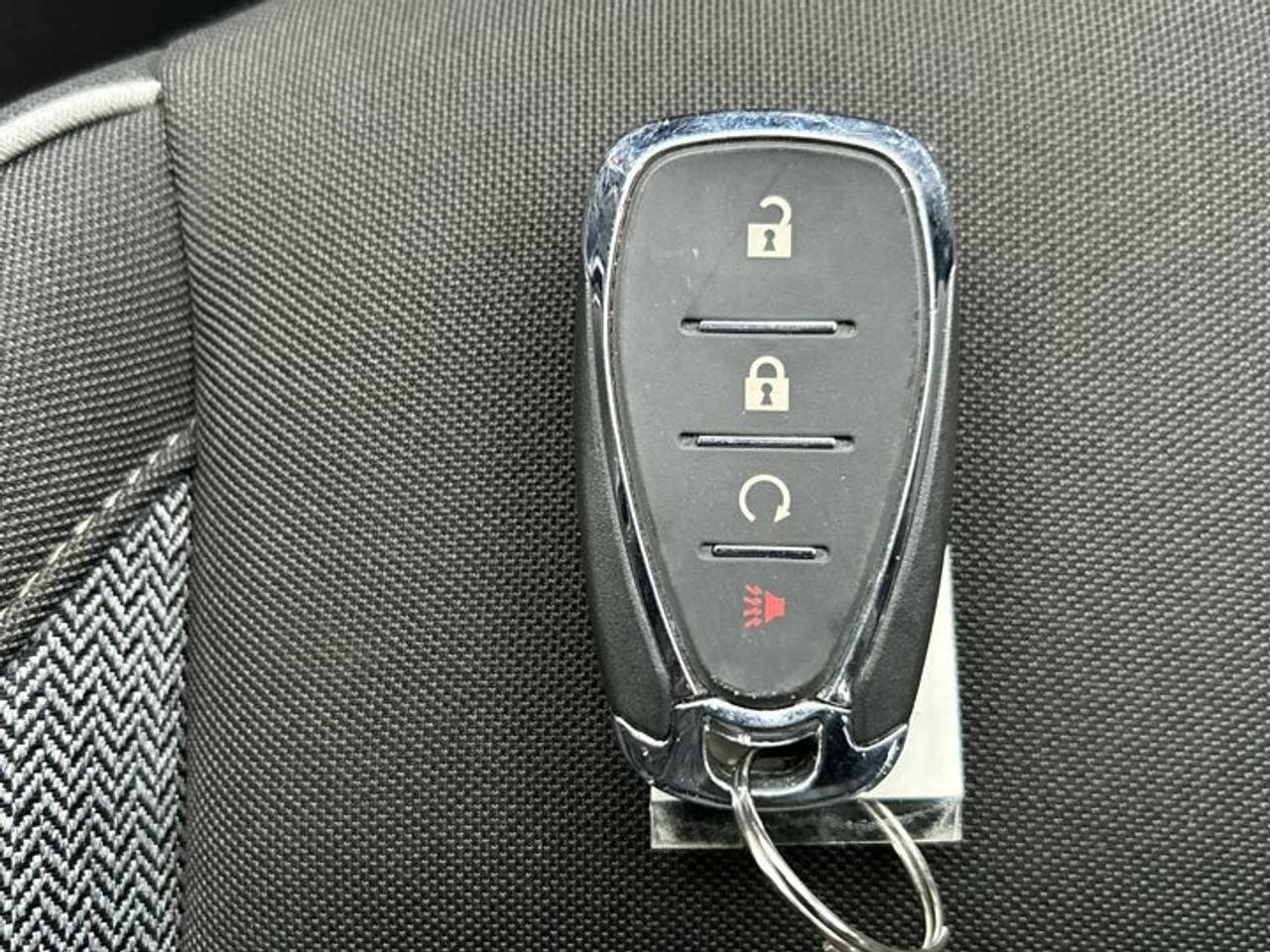 2023 Chevrolet TrailBlazer LT AWD | No accidents Photo