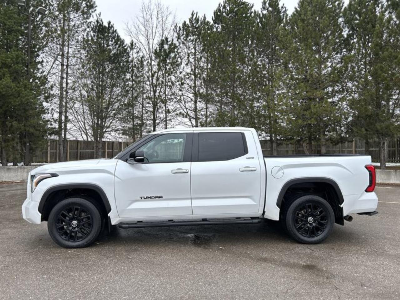 2024 Toyota Tundra Limited 4X4 CrewMax | Panoramic Roof | Leather Seats | AC Seats Photo