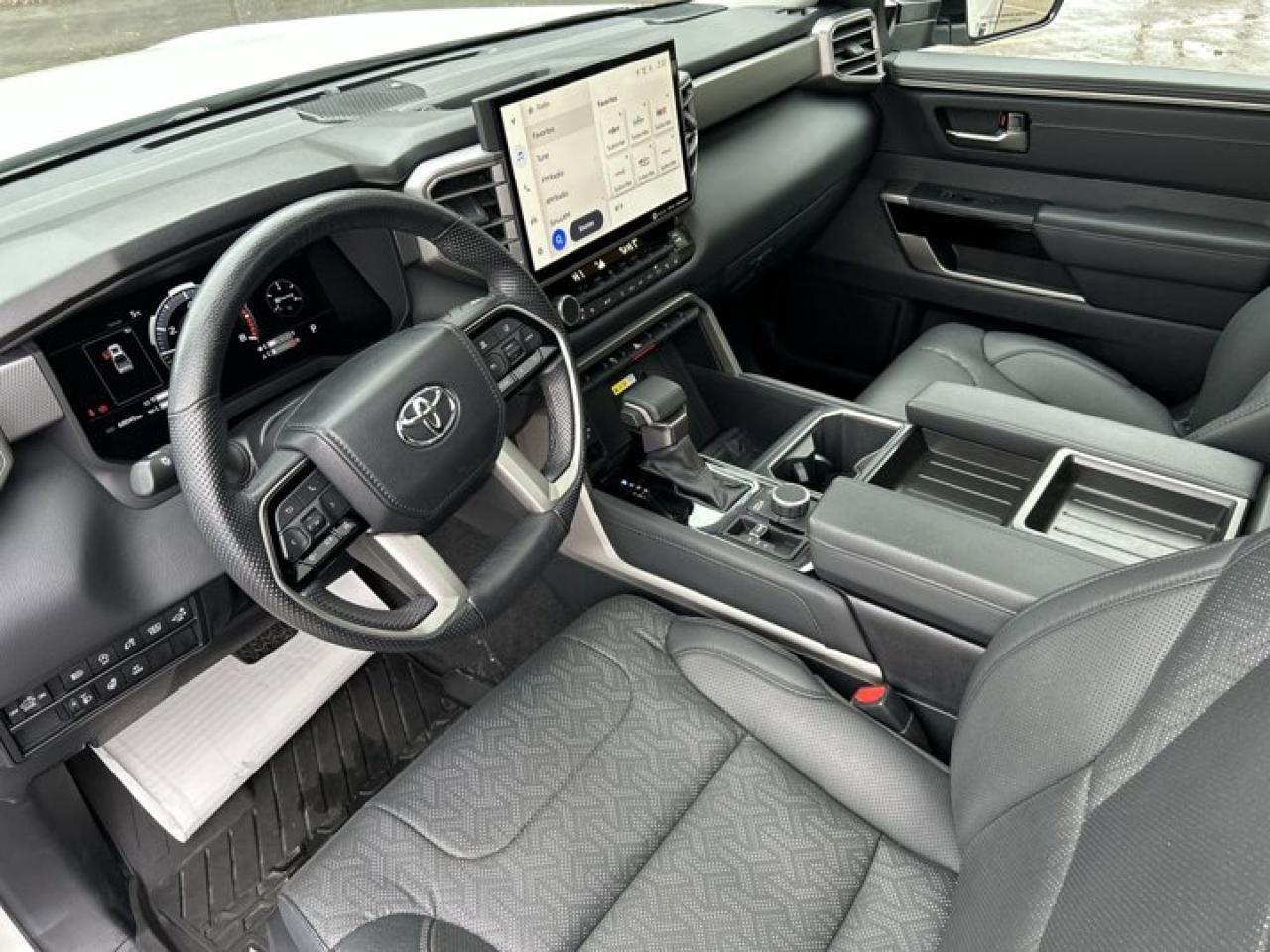 2024 Toyota Tundra Limited 4X4 CrewMax | Panoramic Roof | Leather Seats | AC Seats Photo