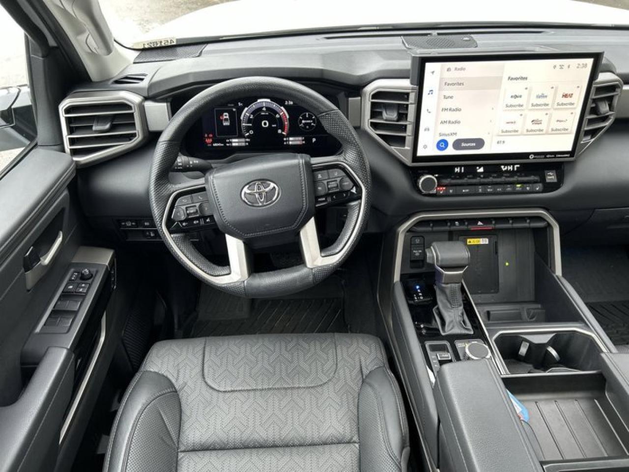 2024 Toyota Tundra Limited 4X4 CrewMax | Panoramic Roof | Leather Seats | AC Seats Photo