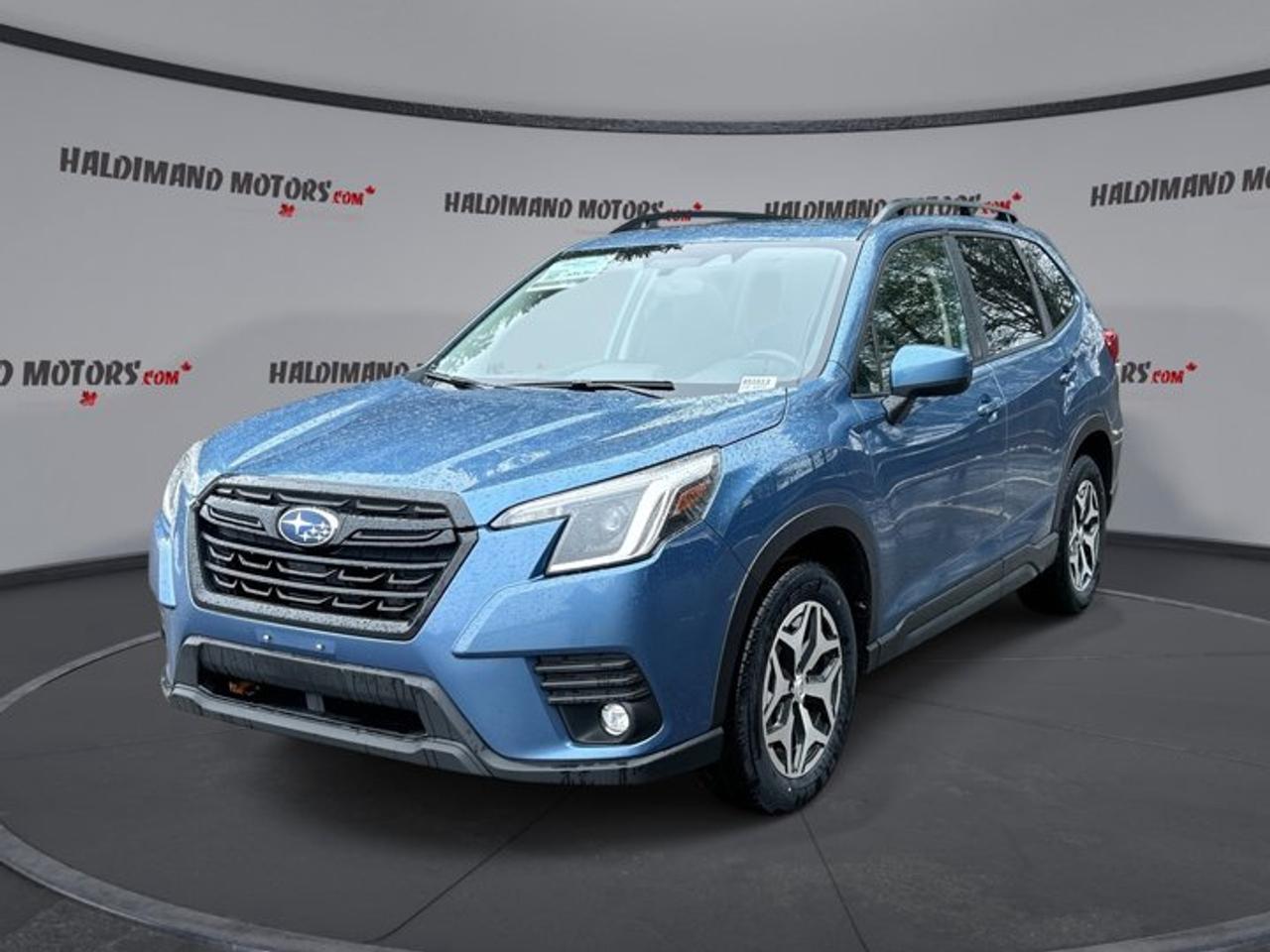 2024 Subaru Forester TOURING AWD Photo0