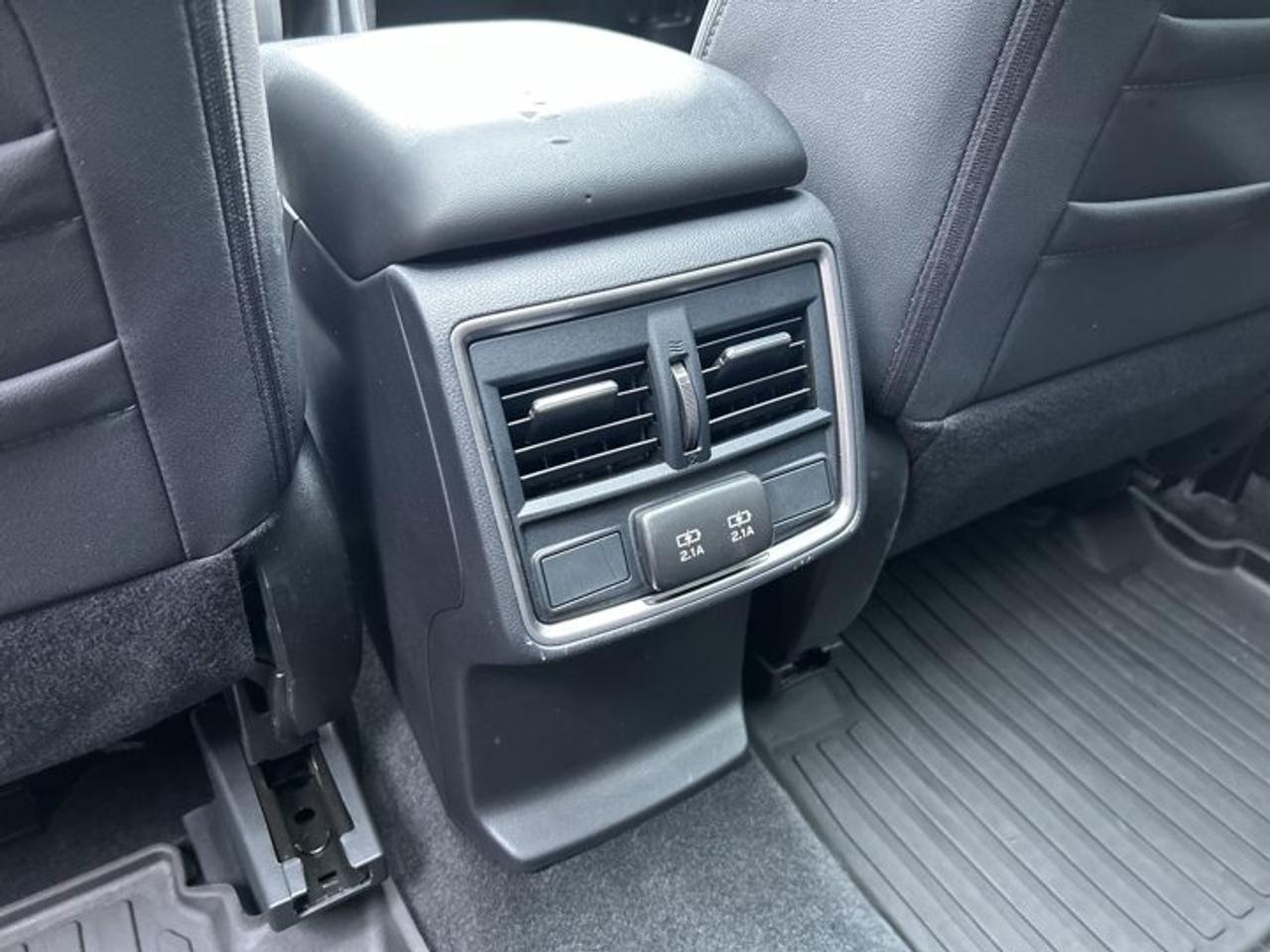 2024 Subaru Forester TOURING AWD Photo