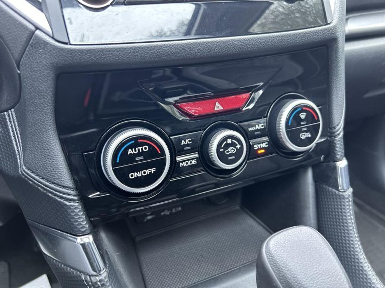 2024 Subaru Forester TOURING AWD Photo