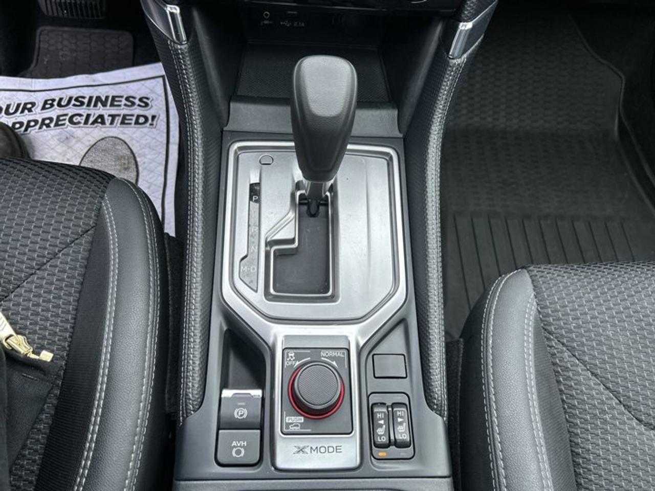 2024 Subaru Forester TOURING AWD Photo