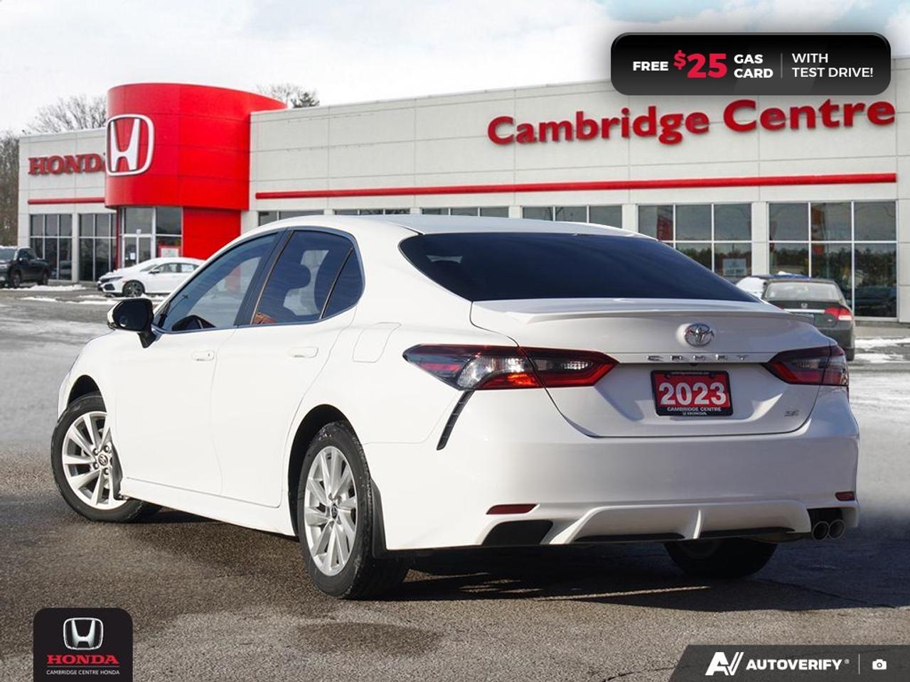 2023 Toyota Camry SE Photo