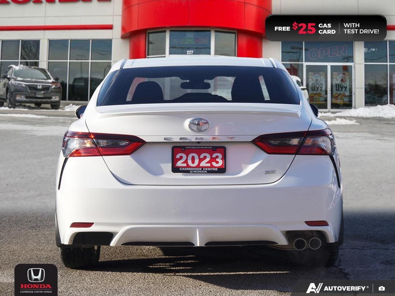 2023 Toyota Camry SE Photo