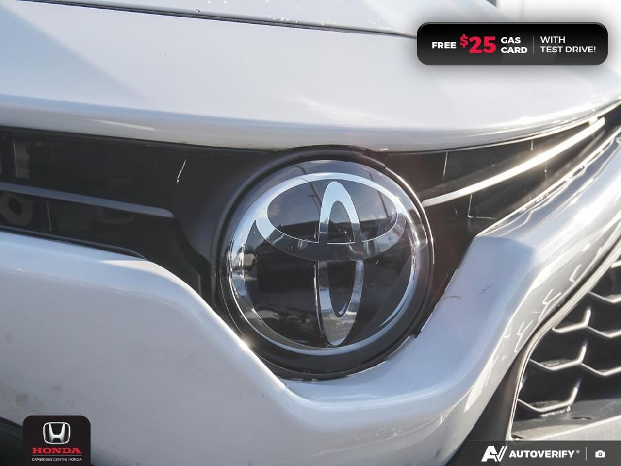 2023 Toyota Camry SE Photo