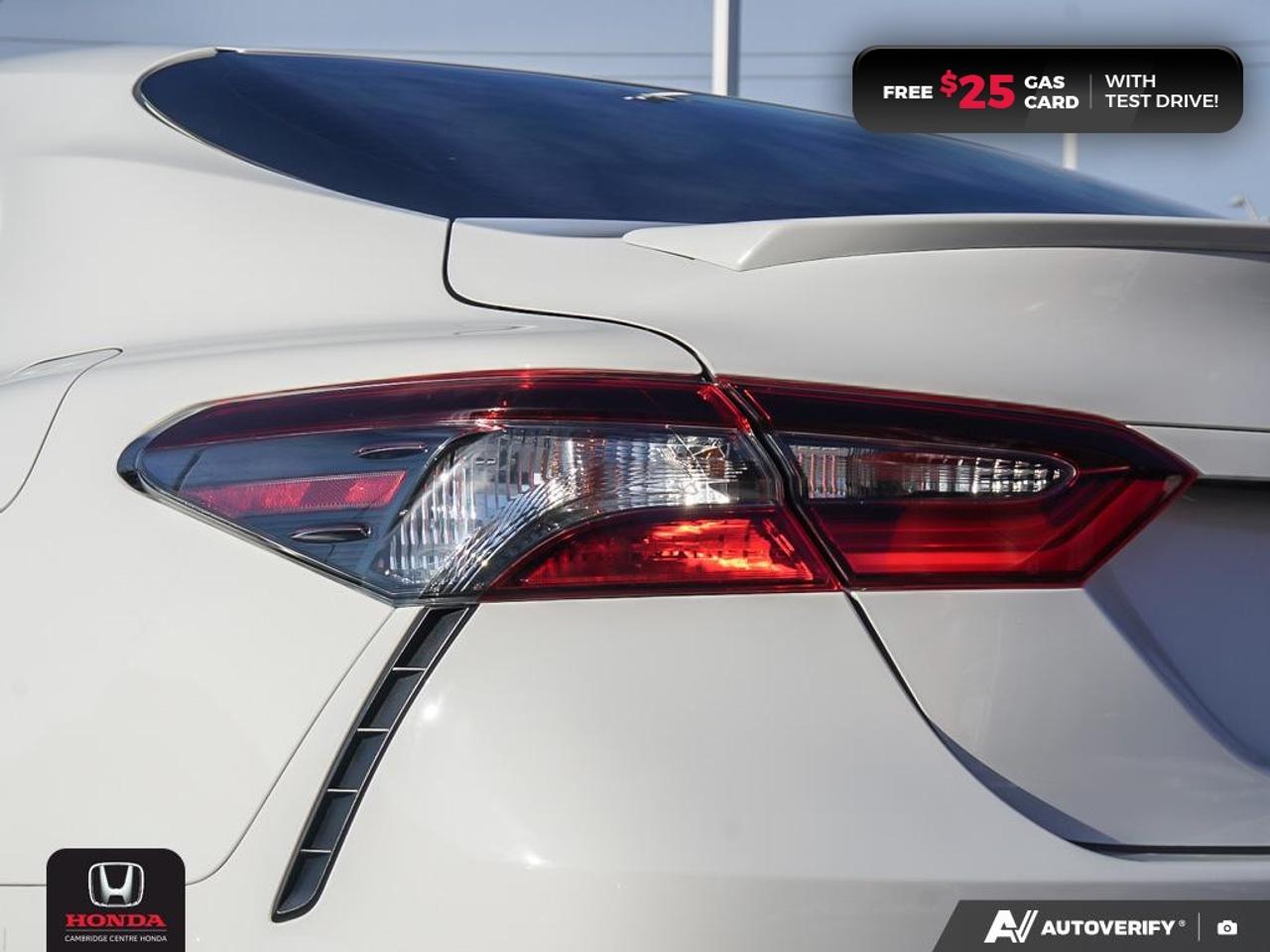 2023 Toyota Camry SE Photo